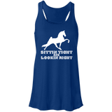 SITTIN TIGHT LOOKIN RIGHT TWH PERFORMANCE(WHITE) B8800 Flowy Racerback Tank