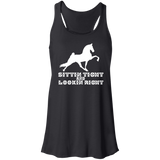 SITTIN TIGHT LOOKIN RIGHT TWH PERFORMANCE(WHITE) B8800 Flowy Racerback Tank